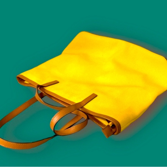 Michael Kors Kempton Canvas Large Tote Bag Sunshine Yellow EUC - Picture 9 of 9